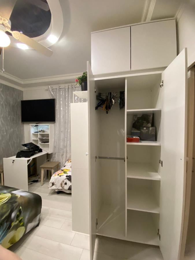 Frendly Flat Free Wifi & Parking Kitchen Equipment Cosy Apartment Riga