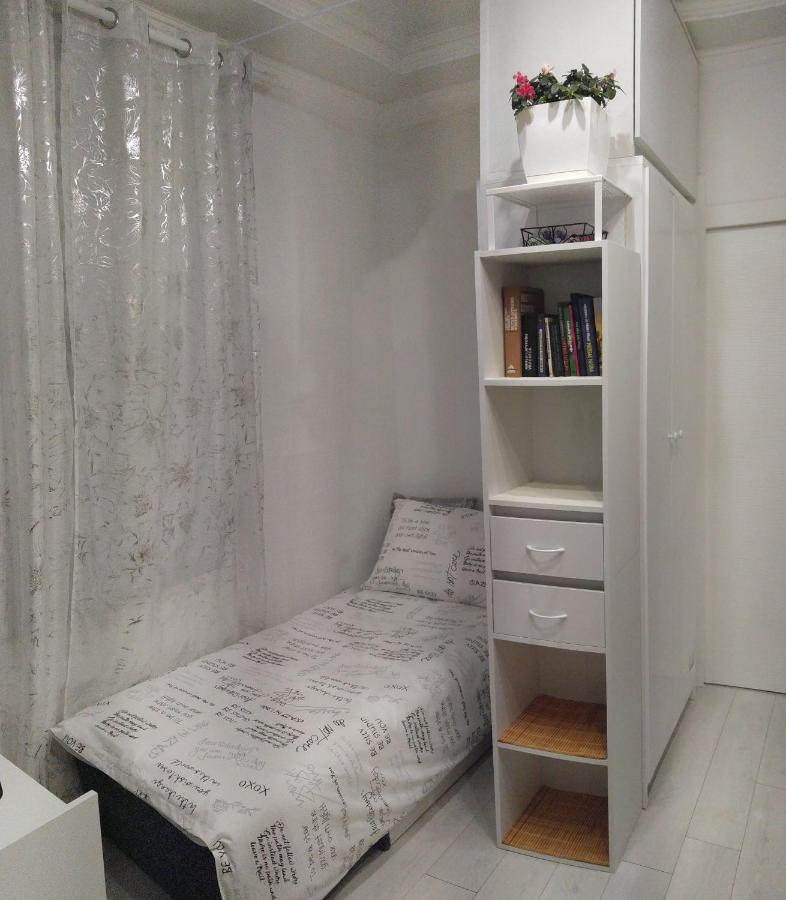 Apartment Frendly Flat Free Wifi & Parking Kitchen Equipment Cosy *