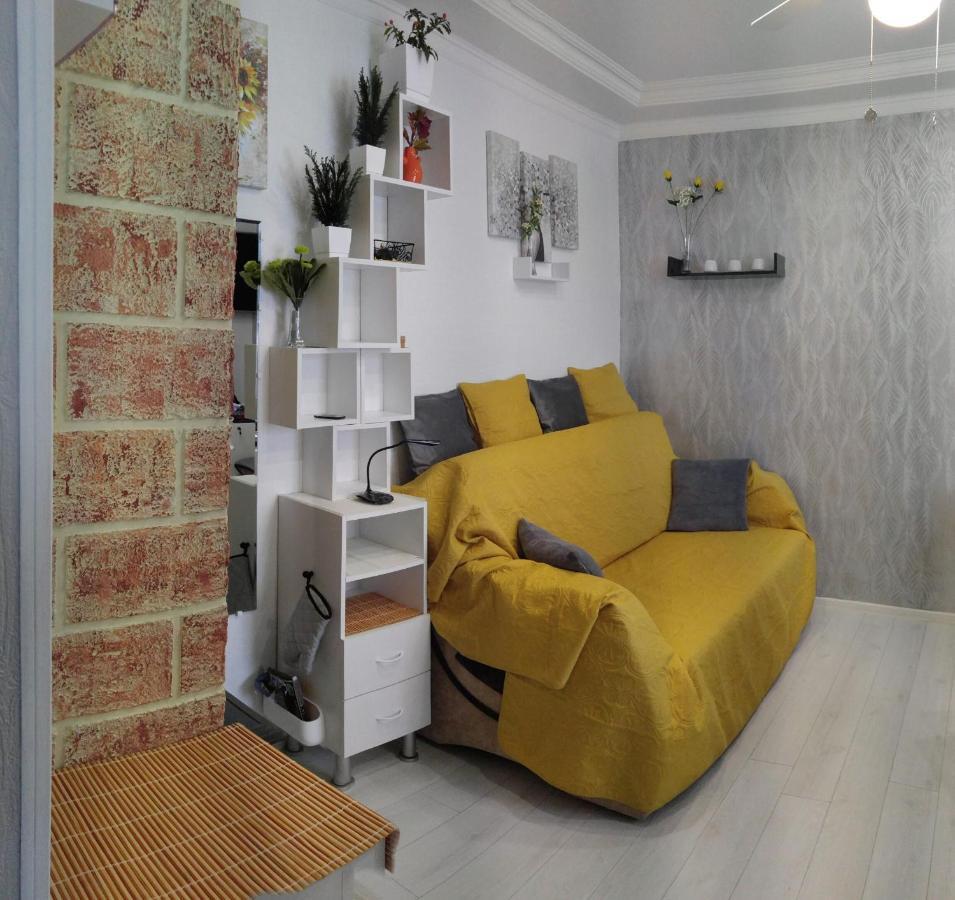 Frendly Flat Free Wifi & Parking Kitchen Equipment Cosy Apartment